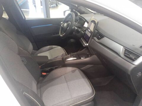 Captur E-Tech full hybrid 160 ch Techno 2026 occasion 29000 Quimper