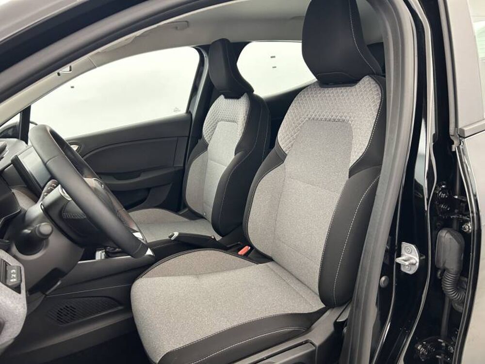 Clio E-Tech full hybrid 145 ch GSR2 Evolution 2025 occasion 56800 Plo&euml;rmel