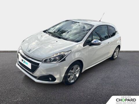 Peugeot 208 1.2 PureTech 82ch BVM5 Style 2018 occasion MOUGINS 06250
