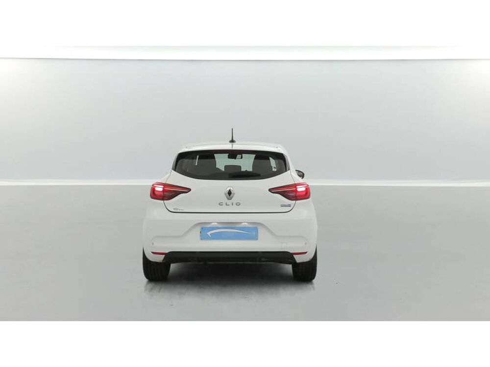 Clio E-Tech 140 - 21N Business 2022 occasion 56800 Plo&euml;rmel