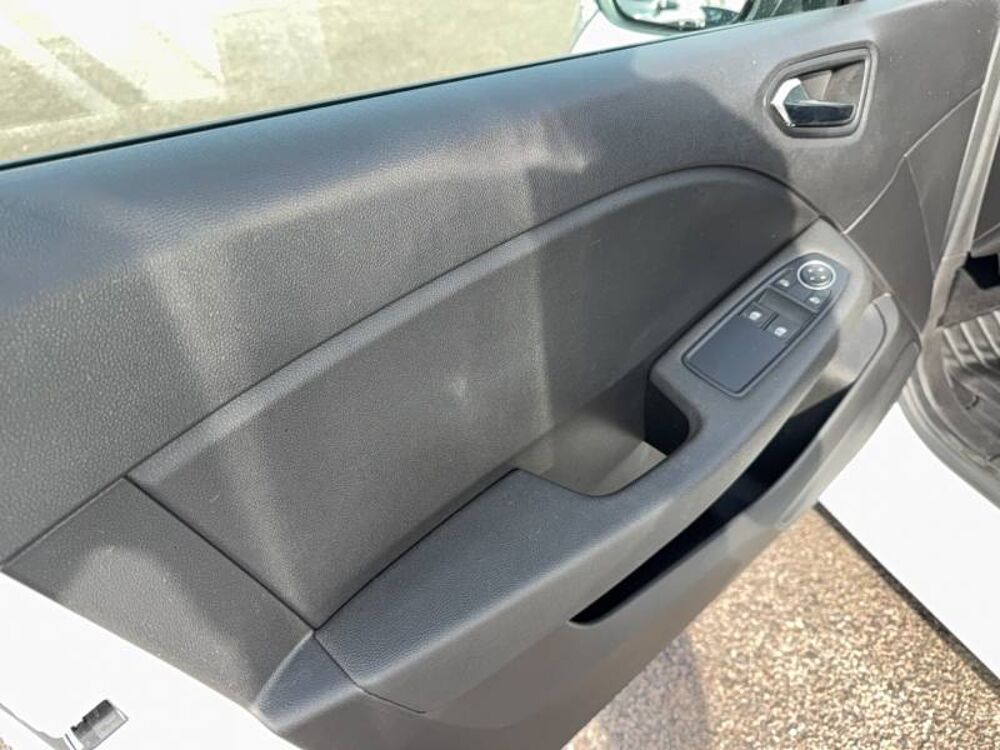 Clio E-Tech full hybrid 145 Equilibre 2023 occasion 56800 Plo&euml;rmel