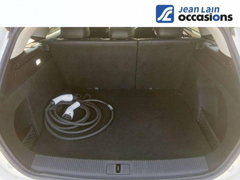 MG5 Autonomie Etendue 61kWh - 115 kW 2WD Luxury 2022 occasion 26000 Valence