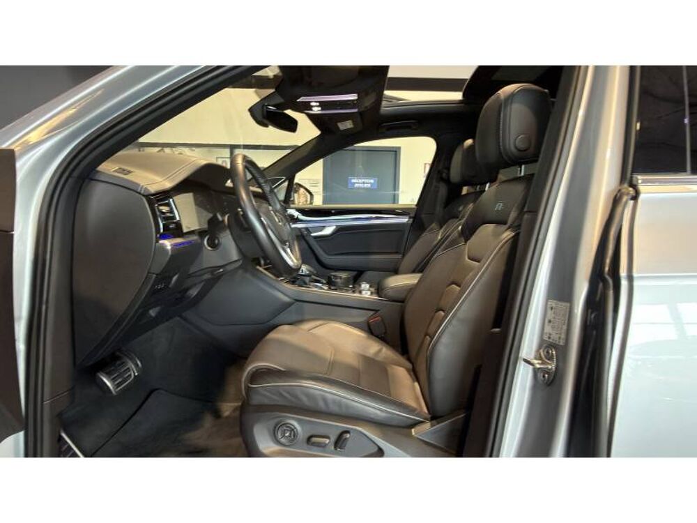 Touareg 4.0 TDI 421ch Tiptronic 8 4Motion R-Line Exclusive 2019 occasion 35760 Saint-Gr&eacute;goire