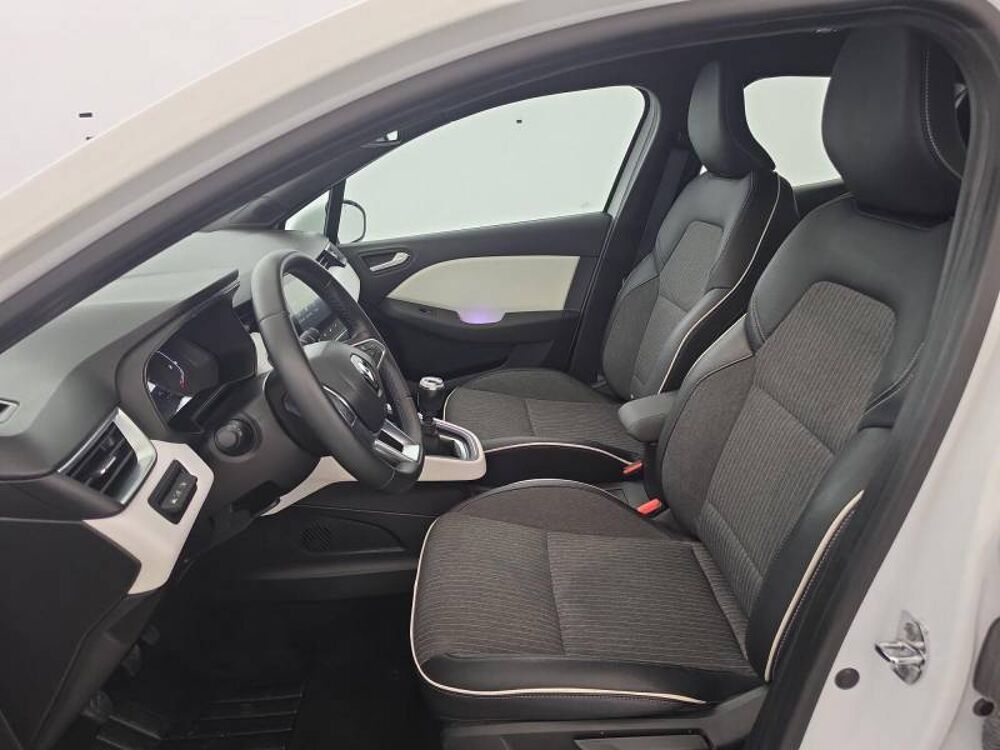 Clio TCe 90 - 21N Intens 2022 occasion 29900 Concarneau