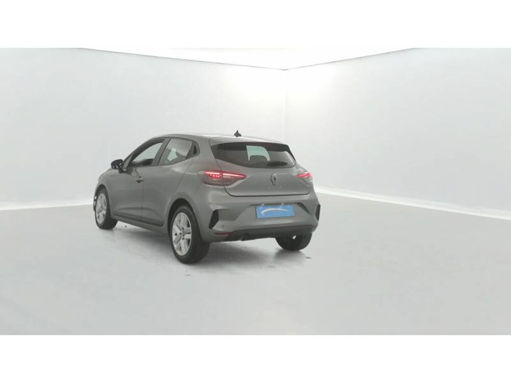 Clio TCe 90 Evolution 2024 occasion 50000 Saint-L&ocirc;