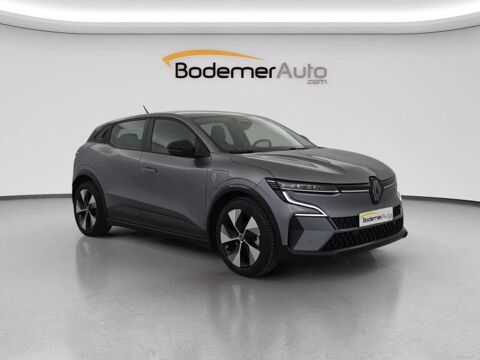 M&eacute;gane Megane E-Tech EV40 130ch standard charge Equilibre 2023 occasion 14200 H&eacute;rouville-Saint-Clair