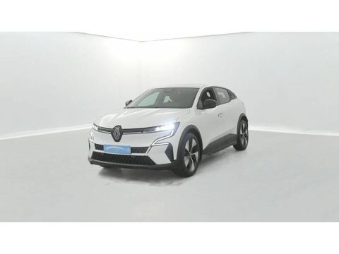 Renault M&eacute;gane Megane E-Tech EV40 130ch standard charge Equilibre 2023 occasion Plo&euml;rmel 56800