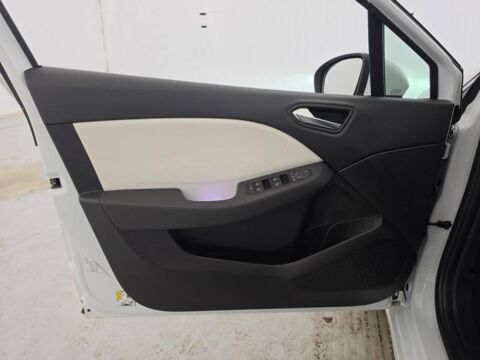 Clio TCe 90 - 21N Intens 2022 occasion 29900 Concarneau