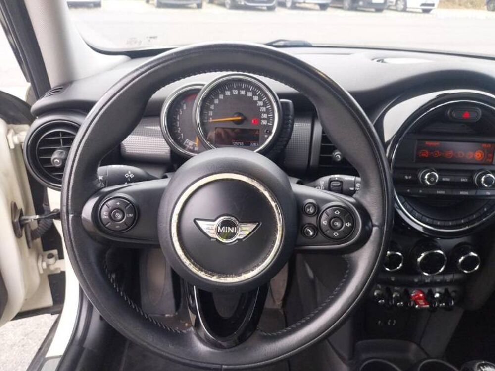 Cooper Hatch 5 Portes 136 ch Finition Red Hot Chili 2015 occasion 29200 Brest