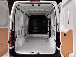 Interstar INTERSTAR FOURGON 3T3 L2H2 2.0 DCI 130 N-CONNECTA 2026 occasion 22000 Saint-Brieuc