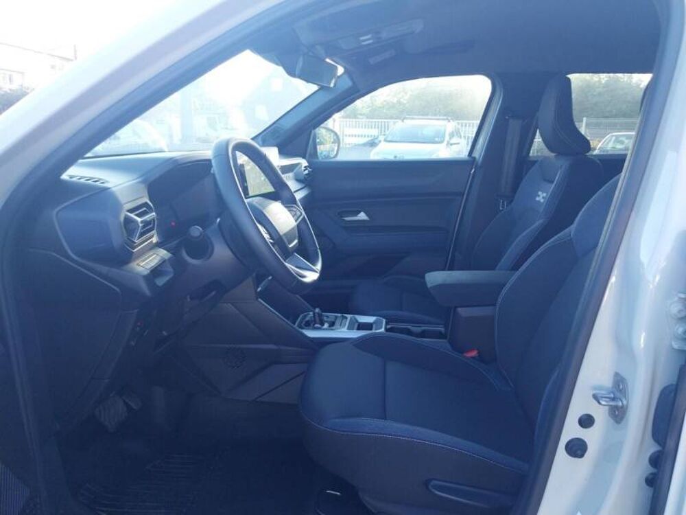 Duster Hybrid 140 Journey 2025 occasion 22000 Saint-Brieuc