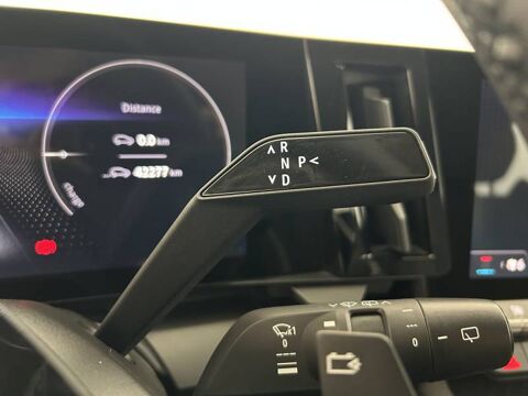 M&eacute;gane Megane E-Tech EV40 130ch standard charge Equilibre 2023 occasion 56800 Plo&euml;rmel