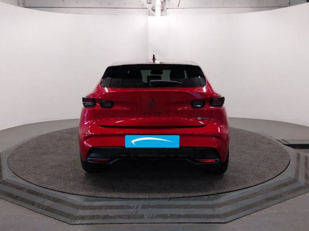 Clio E-Tech full hybrid 160 ch esprit Alpine 2026 occasion 14200 H&eacute;rouville-Saint-Clair