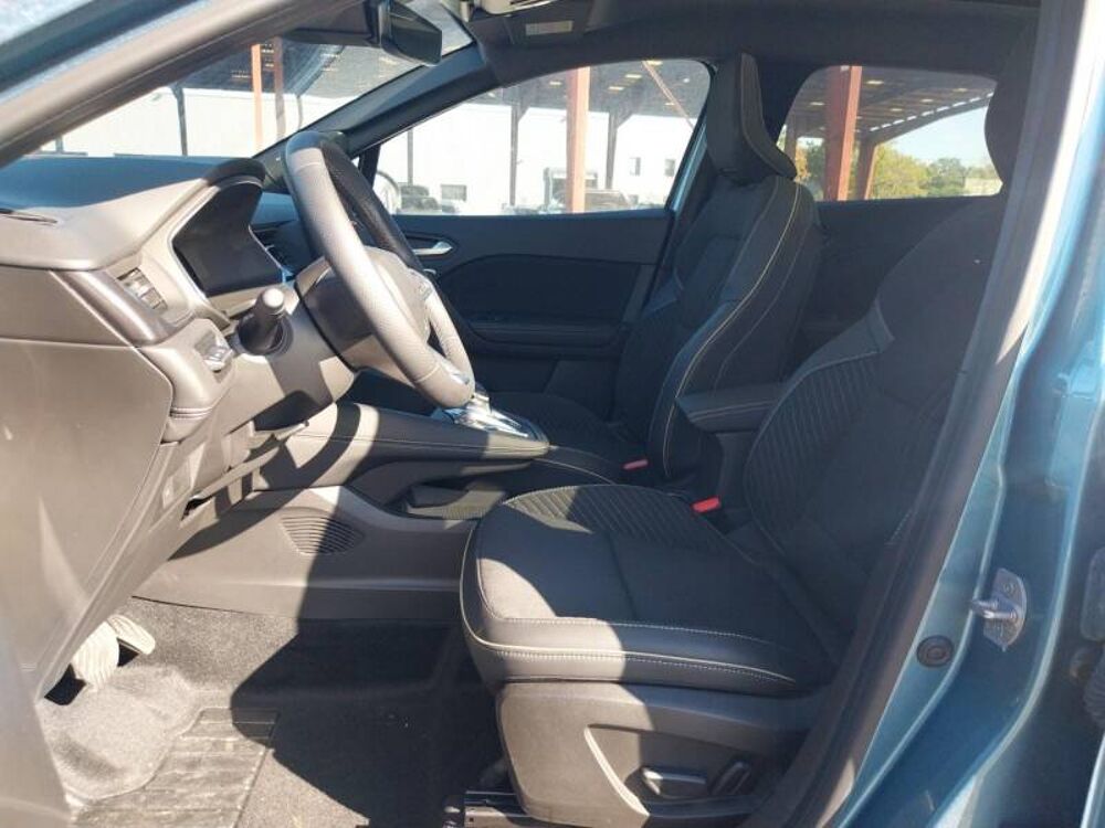 Symbioz E-Tech full hybrid 145 Iconic 2025 occasion 22200 Guingamp