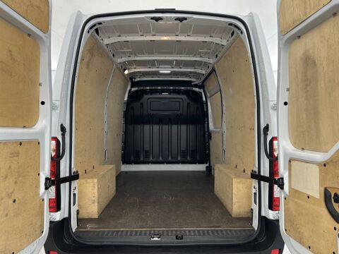 Master MASTER FGN TRAC F3500 L2H2 BLUE DCI 135 CONFORT 2024 occasion 29270 Carhaix-Plouguer