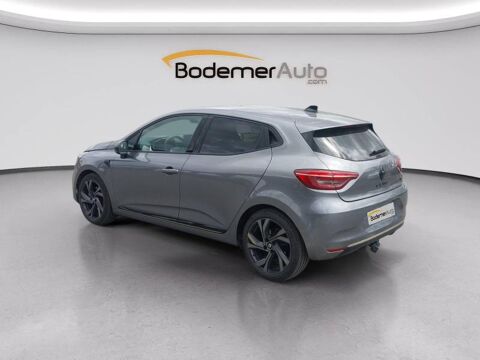 Clio E-Tech full hybrid 145 Engineered 2023 occasion 14200 H&eacute;rouville-Saint-Clair