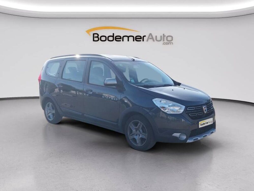 Lodgy dCI 110 7 places Stepway 2017 occasion 29900 Concarneau