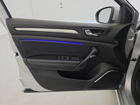 M&eacute;gane IV Berline Blue dCi 115 EDC Intens 2019 occasion 56300 Pontivy