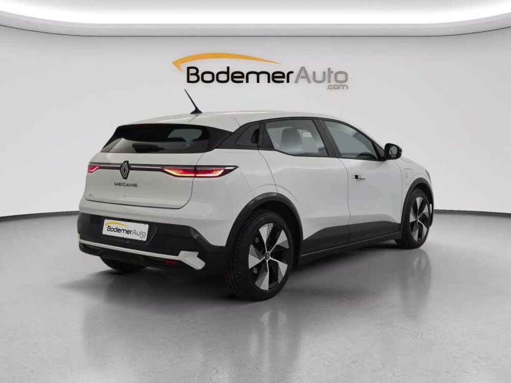 M&eacute;gane Megane E-Tech EV40 130ch standard charge Equilibre 2022 occasion 29200 Brest