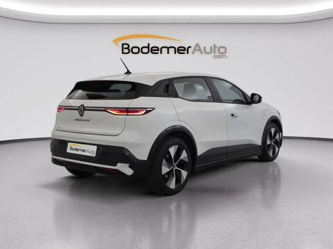 M&eacute;gane Megane E-Tech EV40 130ch standard charge Equilibre 2022 occasion 29200 Brest