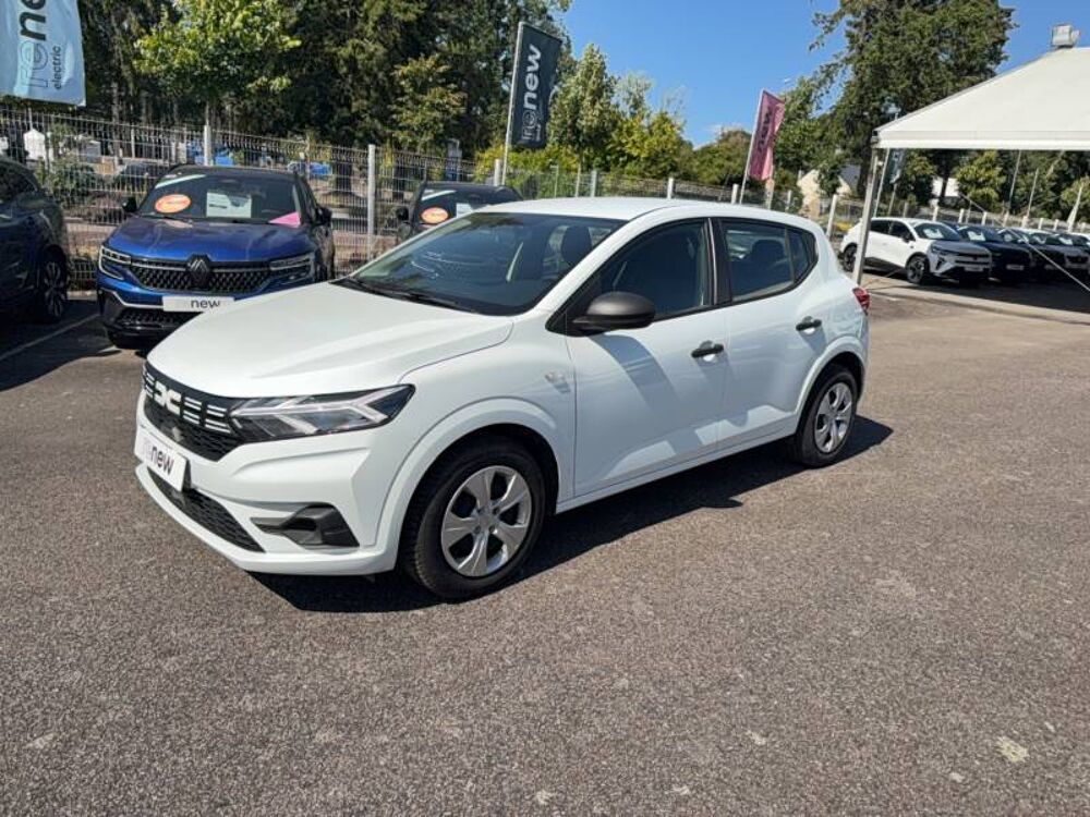 Sandero SCe 65 Essential 2023 occasion 56800 Plo&euml;rmel