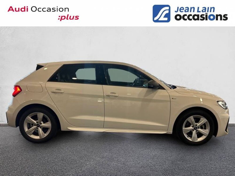 A1 Sportback 30 TFSI 110 ch BVM6 S Line 2023 occasion 38130 &Eacute;chirolles