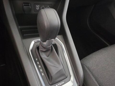 Clio E-Tech 140 - 21N Business 2022 occasion 29900 Concarneau