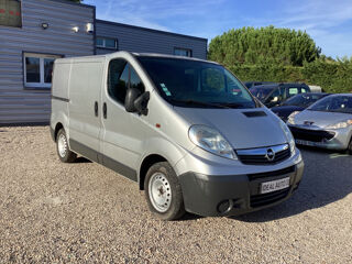Vivaro 2.0 CDTI 115 ch TRAFIC 2007 occasion 33700 M&eacute;rignac