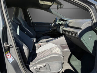 Golf VIII 1.5 TSI 130 DSG R-Line • Digital Cockpit • LED • PDC • 2024 occasion 33320 Eysines