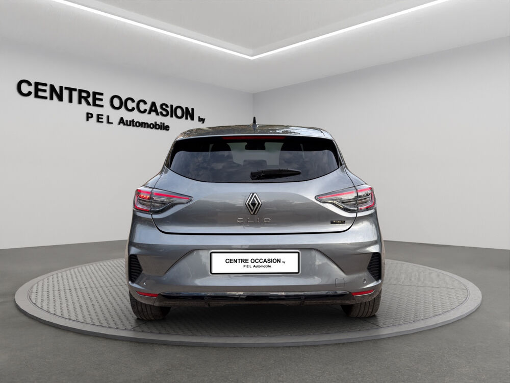 Clio V E-TECH HYBRID 145 TECHNO – 12 045 KM – 1&Egrave;RE MAIN 2025 occasion 83140 Six-Fours-les-Plages