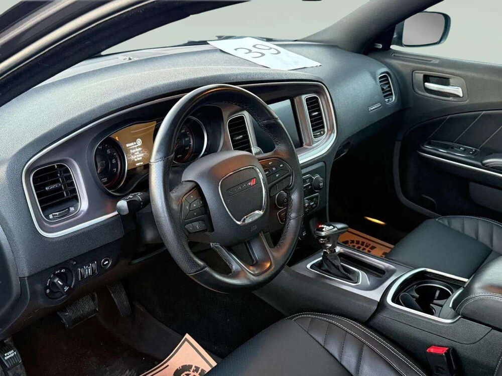 Charger SXT AWD * V6 3.6 * 296 ch * 4x4 * Toit Ouvrant * Cam&eacute;ra 2019 occasion 33150 Cenon