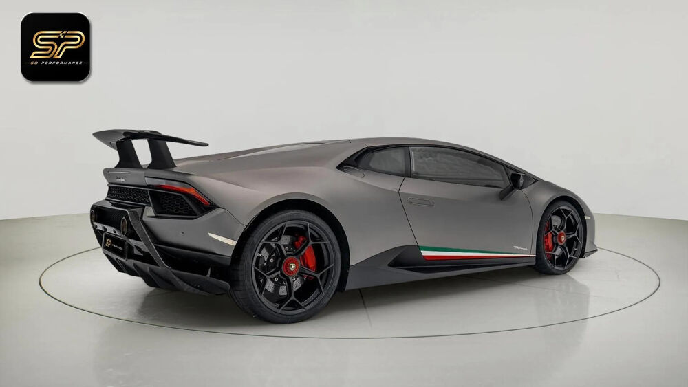Huracan PERFORMANTE V10 5.2 640 CH * CARBONE * LIFT * TVA 2017 occasion 33150 Cenon