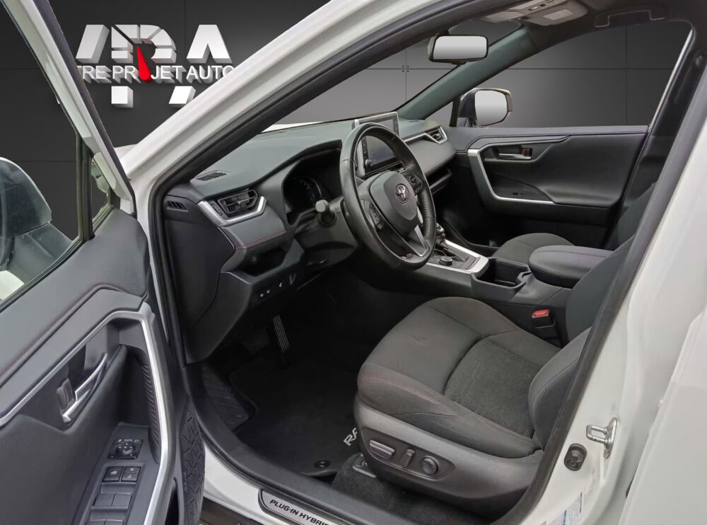 RAV 4 Plug-in Hybrid 306 ch 4x4 – Cam&eacute;ra • ACC • CarPlay • Attelag 2022 occasion 33320 Eysines