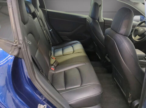Model S RWD 306ch – Autopilot, toit pano &amp; si&egrave;ges chauffants - D 2020 occasion 33320 Eysines
