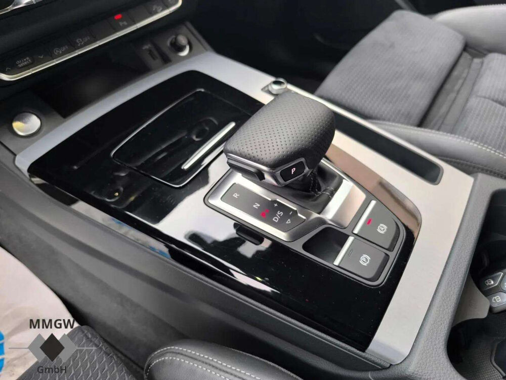 Q5 40 TDI quattro S line S-Tronic 204 ch * Matrix LED * GPS MM 2024 occasion 33150 Cenon