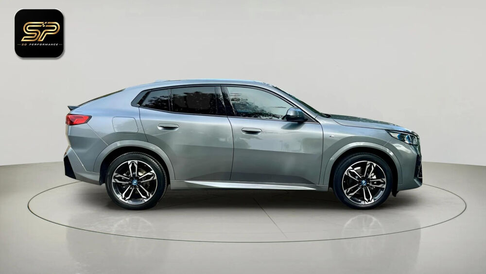 iX2 eDRIVE20 M SPORT 204 CH * 4 650 KM * ALCANTARA * GPS * CARPL 2025 occasion 33150 Cenon