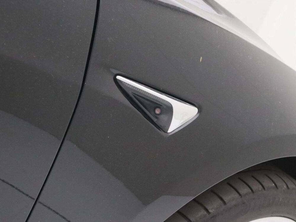 Model 3 3 Standard Range Plus 306 ch * Autopilot * Pano * 19" * 2019 occasion 33150 Cenon