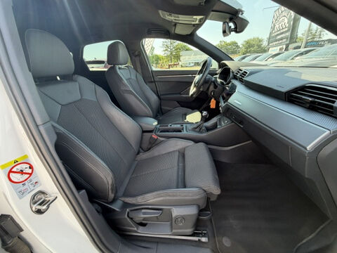 Q3 35 TFSI S line S-tronic,1 ere main , entretien Audi camera d 2023 occasion 24750 Tr&eacute;lissac