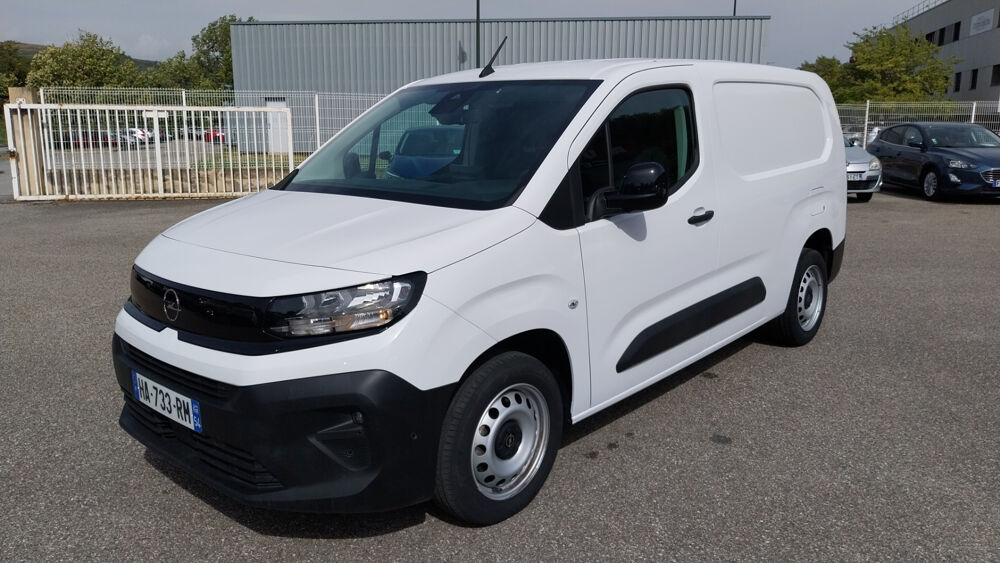 Combo VU Opel combo cargo xl 950 kg 1.5 blue hdi 100 cv 3 places 2024 occasion 26240 Saint-Vallier