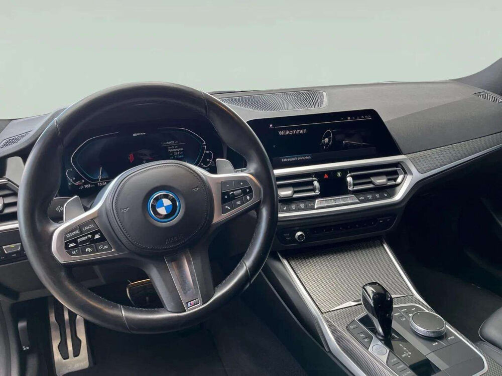 S&eacute;rie 3 e TOURING M SPORT 292 CH * ACC * ATTELAGE * CAM&Eacute;RA * HIFI * 2022 occasion 33150 Cenon