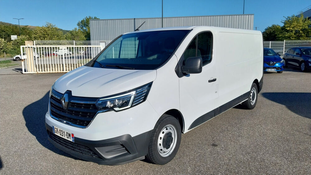 Trafic Renault blue dci 130 cv L2H1 Confort 3000 kg tva r&eacute;c 2023 occasion 26240 Saint-Vallier