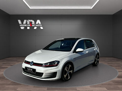 Volkswagen Golf GTI 2.0 TSI 220ch  Toit ouvrant, Phares LED, Régulateur ada 2015 occasion Eysines 33320