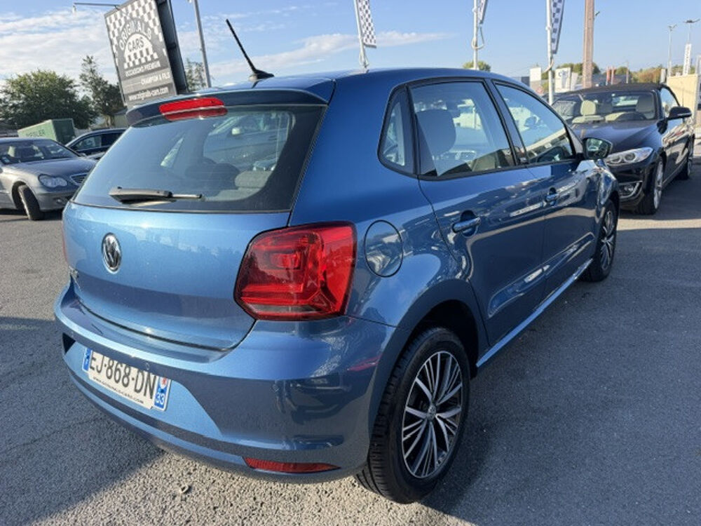 Polo 1.0 60ch Allstar 5p,radar AV/AR, carplay, telephone etc... 2017 occasion 24750 Tr&eacute;lissac