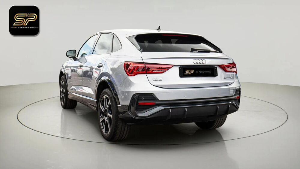 Q3 45 TFSI E 245 CH * S LINE * HYBRIDE RECHARGEABLE * LED * ACC 2023 occasion 33150 Cenon