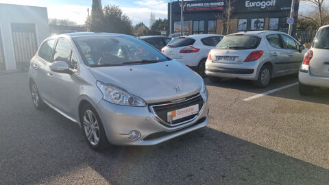 Annonce voiture Peugeot 208 7700 �