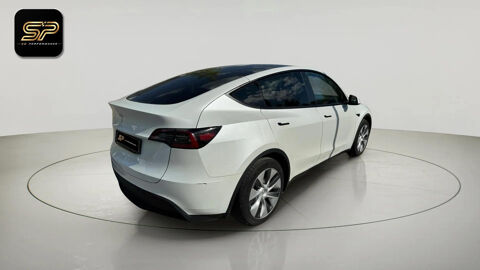 Model Y Standard Range BYD * Faible Kilom&eacute;trage * Garantie Tesla * P 2023 occasion 33150 Cenon