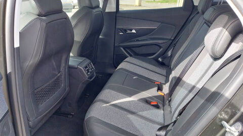 3008 Peugeot hybrid 225 cv eat8 allure business toit ouvrant 2020 occasion 26240 Saint-Vallier