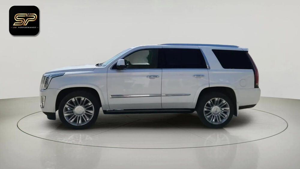 Escalade Platinum * V8 6.2 * 426 ch * 1&egrave;re Main * 7 Places * Jantes 2 2016 occasion 33150 Cenon