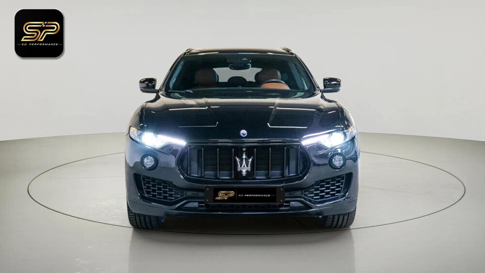 Levante V6 3.0 DIESEL 275 CH * GRANLUSSO * 4X4 * PANO * BOWERS &amp; 2017 occasion 33150 Cenon