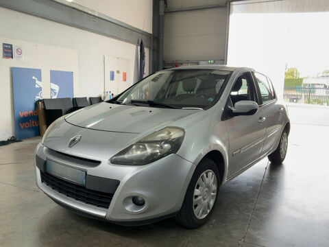 Clio III Expression Clim 2011 occasion 13300 Salon-de-Provence